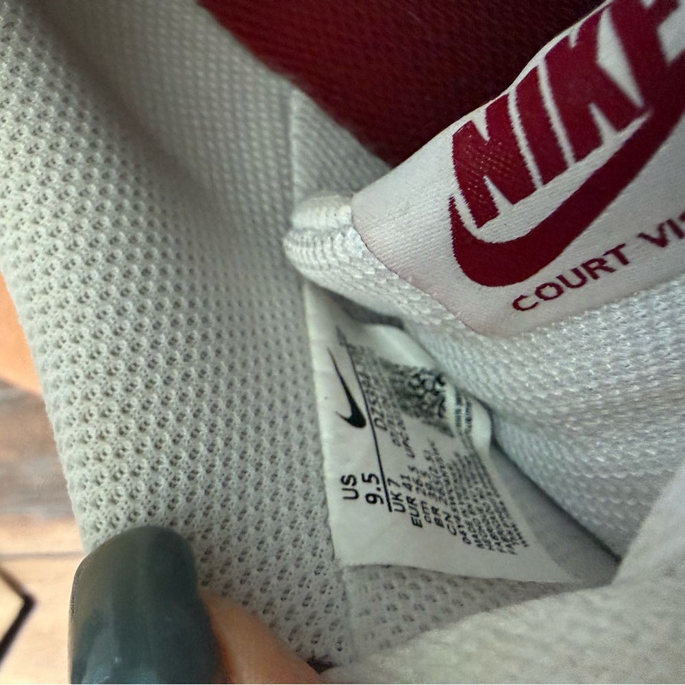 Nike White Leather Sneakers with Maroon Swoosh - Picture 4 of 5